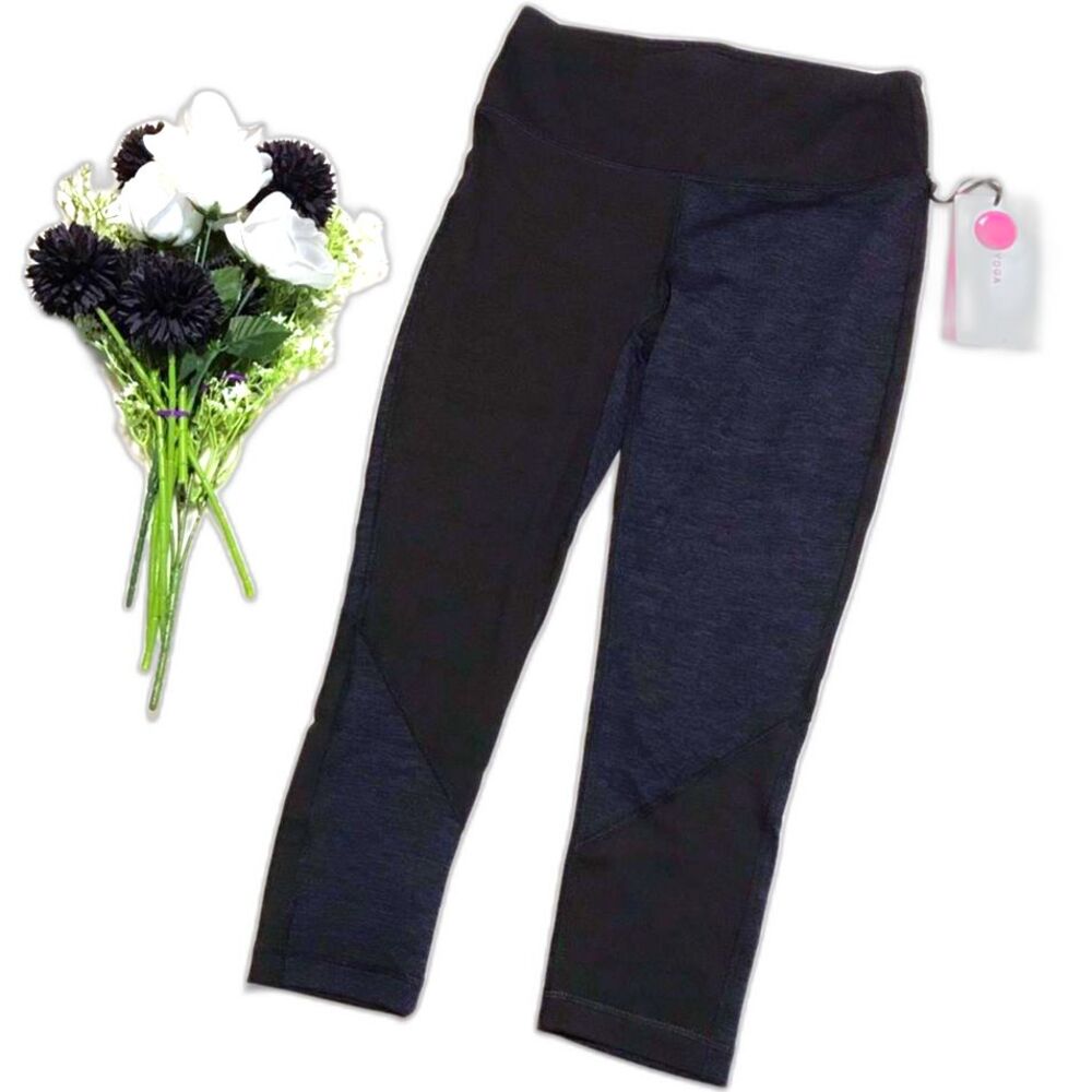 Yogalicious Crop Leggings Size Small Navy Black